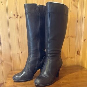 Gianni Bini Dark Brown Leather Heeled Boots